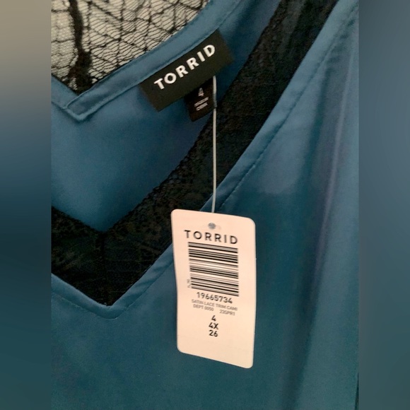 Torrid Satin Lace Trim Cami NWT - Picture 8 of 8